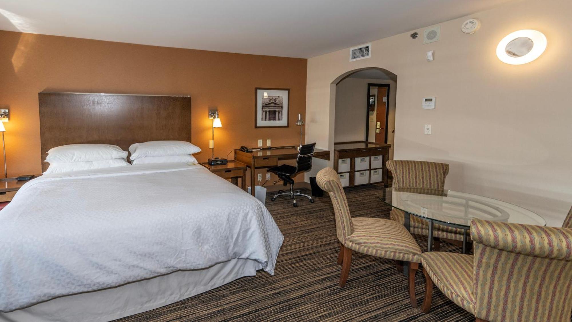 เลควิว ซิกเนเจอร์, เทรดมาร์ก คอลเล็กชั่น บาย วินด์แฮม Hotel วินนิเพก ภายนอก รูปภาพ
